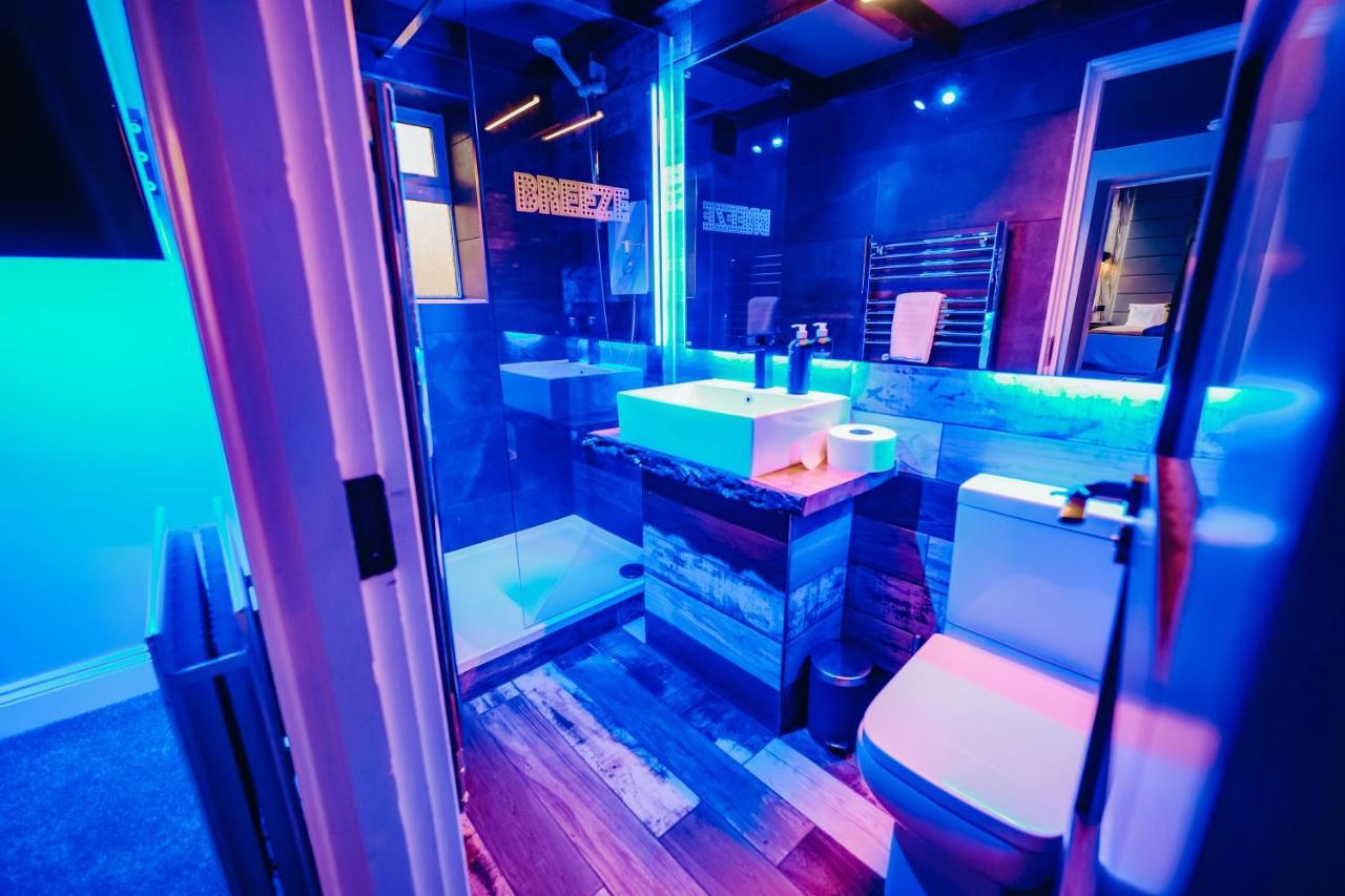 Breeze Blackpool Luxury Suites מראה חיצוני תמונה